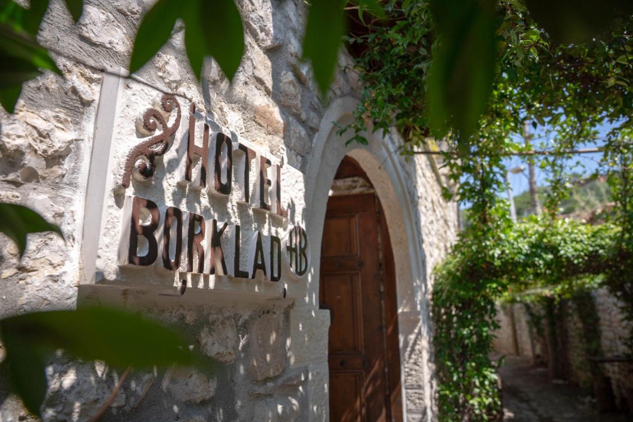 Hotel Borklad Berati Exterior foto