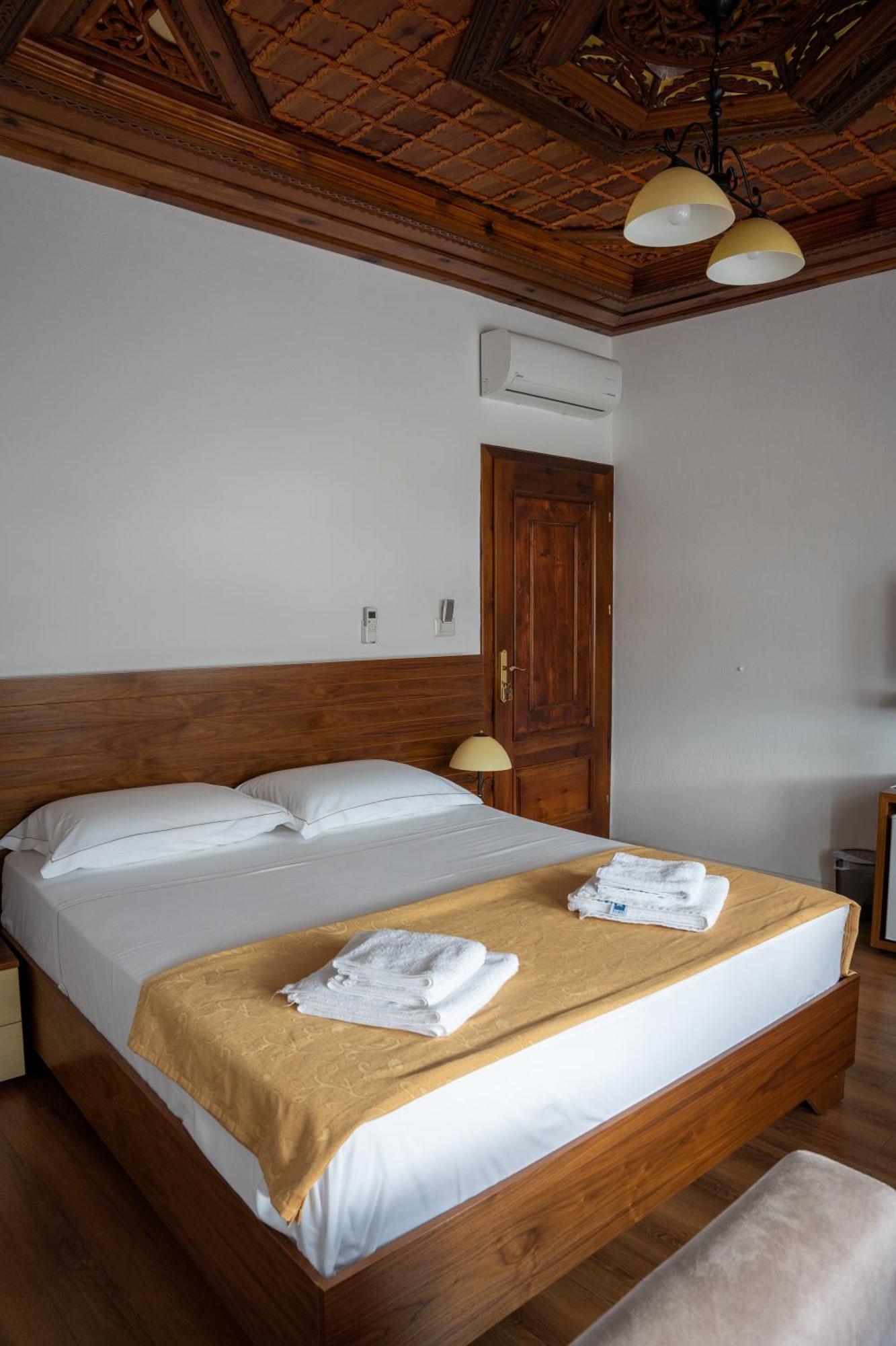 Hotel Borklad Berati Quarto foto