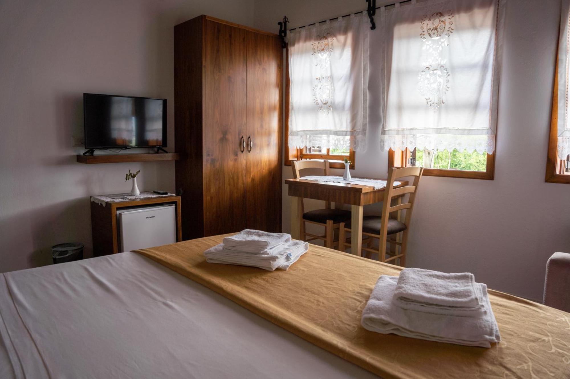 Hotel Borklad Berati Quarto foto